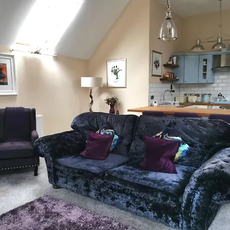 The Coach House Apartment At Cefn Tilla Court, Usk Extérieur photo