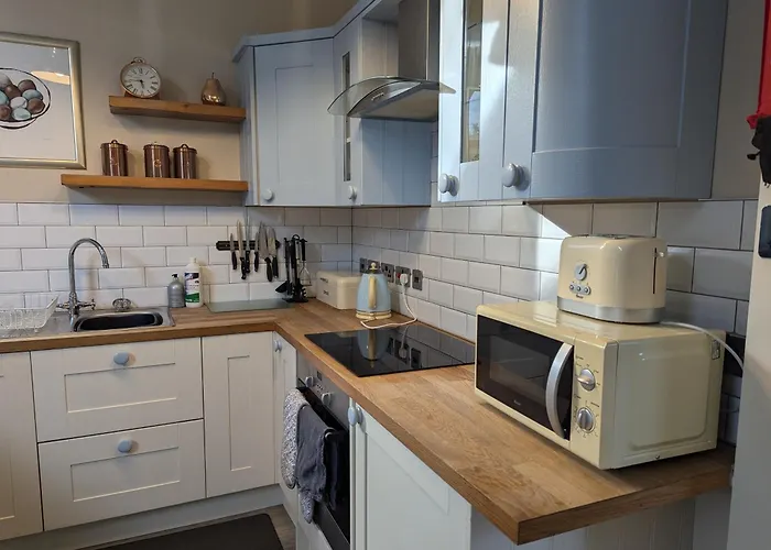 The Coach House Apartment At Cefn Tilla Court, Usk