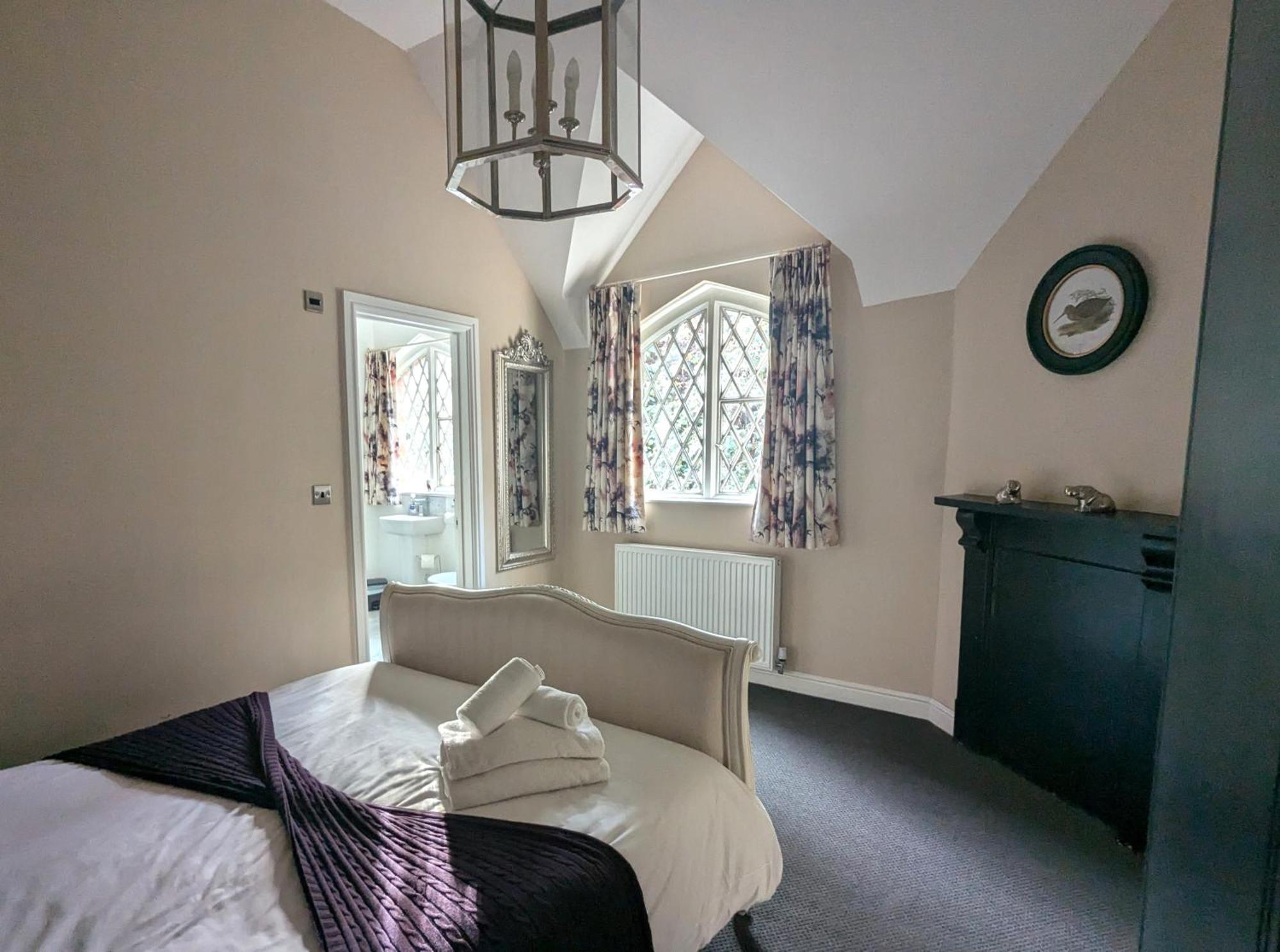 The Coach House At Cefn Tilla Court, Apartment Usk